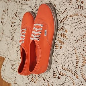 💙 Hot Pink Vans